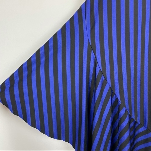 Zara Trafaluc Black Blue Asymetrical Ruffled Skirt Size Small. - Picture 2 of 5